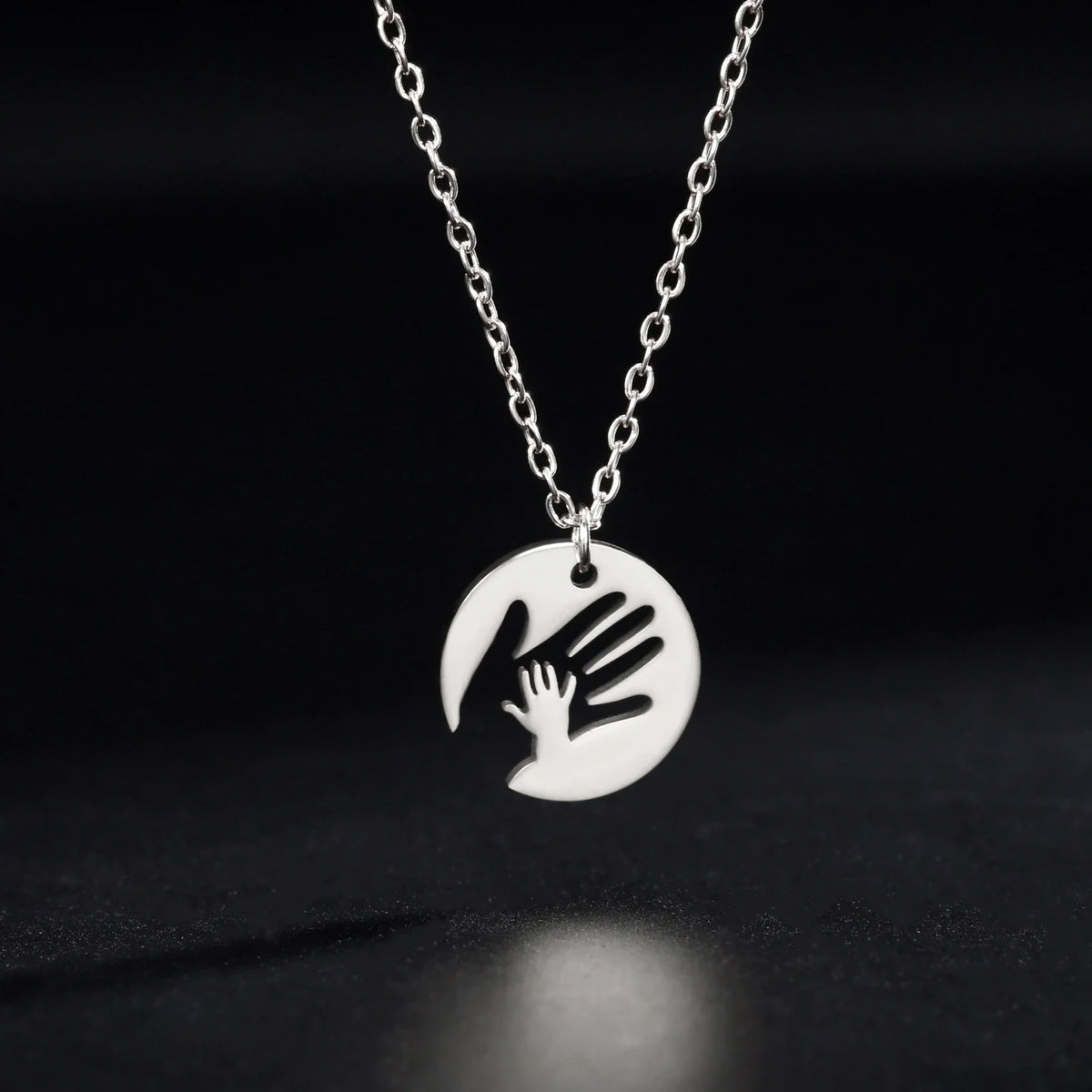Skyrim Palm Pendant Necklace Family Mom Gift Men and Women Stainless Steel Pendant Jewelry Fashion Trend