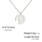 Skyrim Palm Pendant Necklace Family Mom Gift Men and Women Stainless Steel Pendant Jewelry Fashion Trend