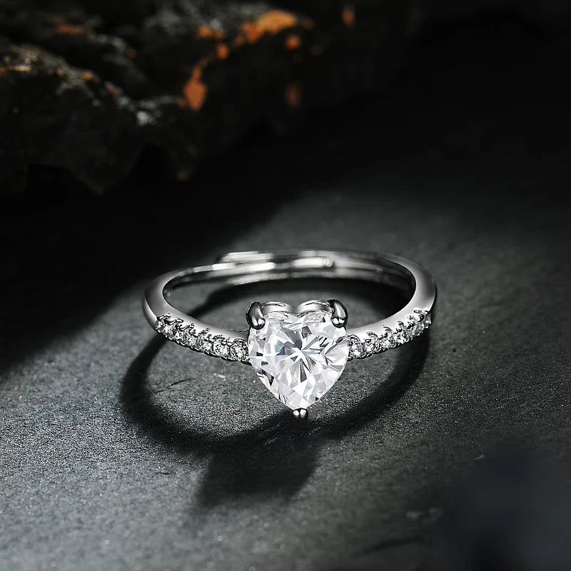 925 Sterling Silver Classic Ring for Women Heart jewelry simple diamond ring imitation diamond women's ring R235