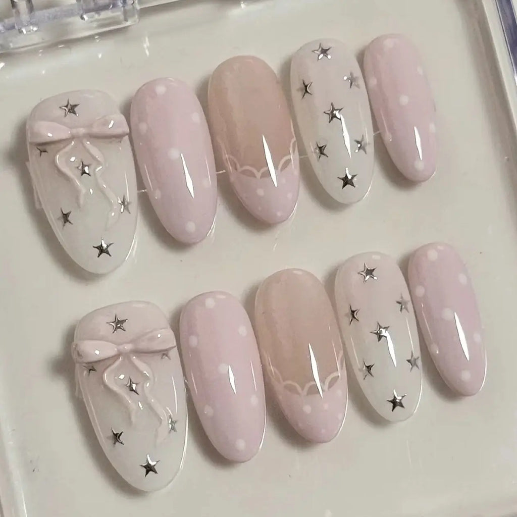 10-Piece Set of Silver Star Polka Dot Lace French-Style Medium-Short Oval Korean-Style Gentle Handmade Nail Art, Suitable for Daily Campus Wear, Jk Uniforms, Picnics, Afternoon Tea Dates, Korean-Style Outfits, Floral Dresses,