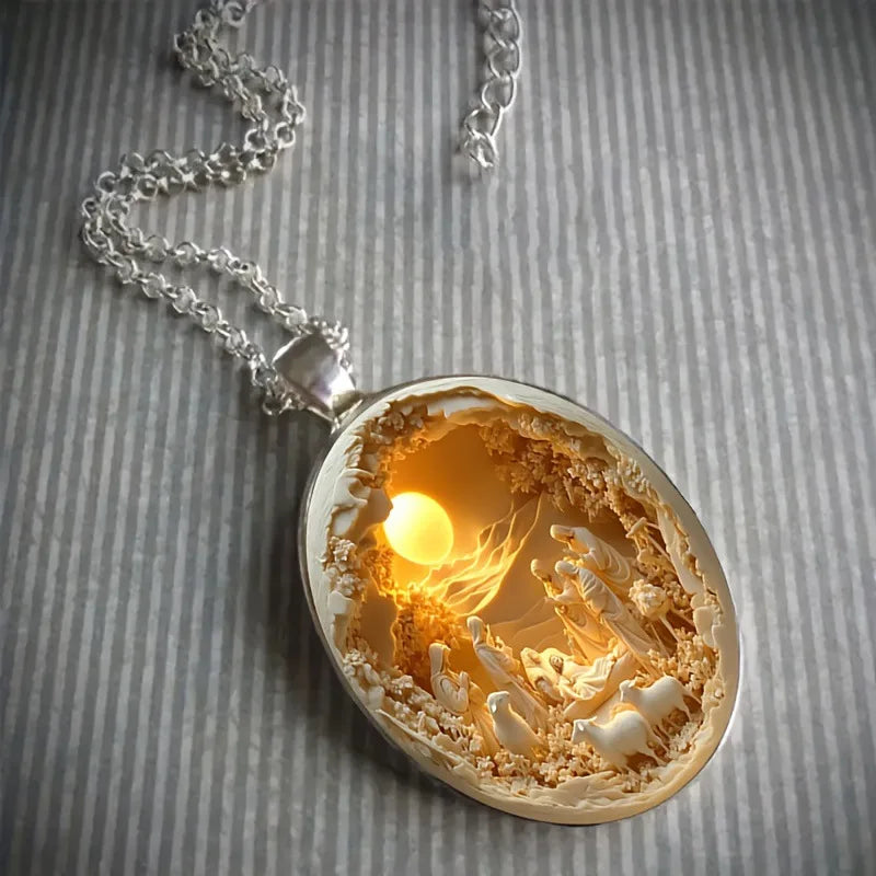 Collier élégant avec pendentif ovale en verre et alliage, cadeau de Pâques ou de Noël